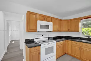 2804 SW 16th St, Fort Lauderdale, FL 33312 - Photo 9