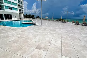 7135 Collins Ave, Miami Beach, FL 33141 - Photo 39