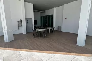 7135 Collins Ave, Miami Beach, FL 33141 - Photo 37