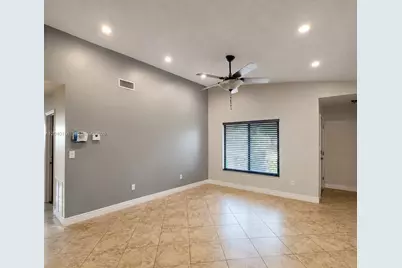 4817 SW 120th Ave, Cooper City, FL 33330 - Photo 3