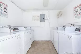 345 Michigan Ave, Miami Beach, FL 33139 - Photo 17