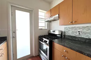 450 77th St, Miami Beach, FL 33141 - Photo 7