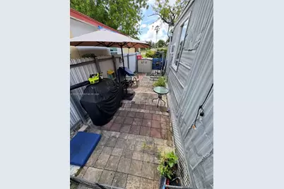 1013 SW 128th Ave, Miami, FL 33184 - Photo 27