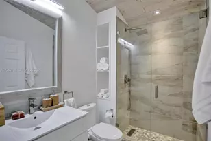 421 NE 70th St, Miami, FL 33138 - Photo 13