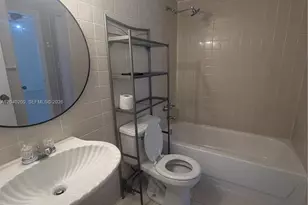 4717 NW 7th St, Miami, FL 33126 - Photo 15