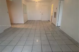 4717 NW 7th St, Miami, FL 33126 - Photo 5