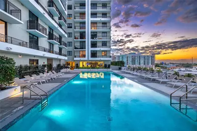 2001 Van Buren St #504, Hollywood, FL 33020 - Photo 11
