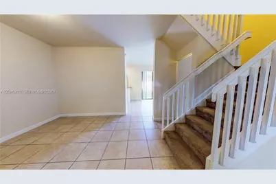 9073 W 33rd Ave, Hialeah, FL 33018 - Photo 31