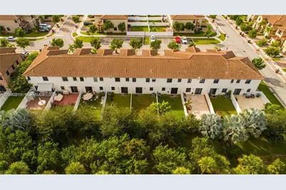 9073 W 33rd Ave, Hialeah, FL 33018 - Photo 61