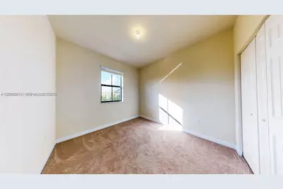 9073 W 33rd Ave, Hialeah, FL 33018 - Photo 51