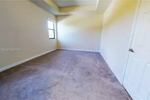 9073 W 33rd Ave, Hialeah, FL 33018 - Photo 47