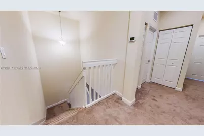 9073 W 33rd Ave, Hialeah, FL 33018 - Photo 53