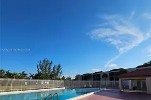 3252 Foxcroft Rd, Miramar, FL 33025 - Photo 27