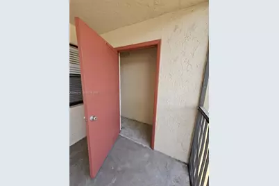 3252 Foxcroft Rd #216, Miramar, FL 33025 - Photo 25