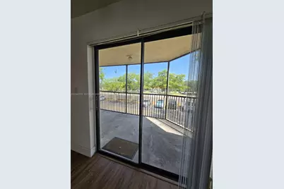 3252 Foxcroft Rd #216, Miramar, FL 33025 - Photo 21