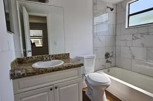 3252 Foxcroft Rd, Miramar, FL 33025 - Photo 19