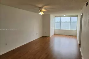 2811 N Oakland Forest Dr, Oakland Park, FL 33309 - Photo 15