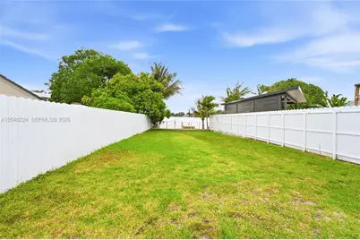 7200 W 12th Ave, Hialeah, FL 33014 - Photo 45