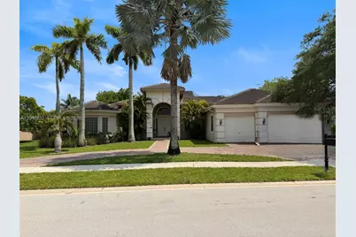 15298 SW 34th St, Davie, FL 33331 - Photo 11
