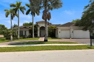 15298 SW 34th St, Davie, FL 33331 - Photo 11