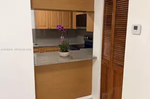 1910 W 56th St, Hialeah, FL 33012 - Photo 5