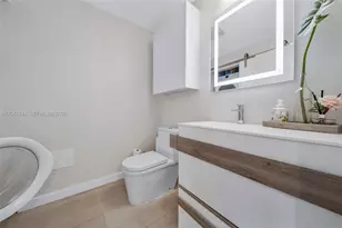 888 Biscayne Blvd, Miami, FL 33132 - Photo 17