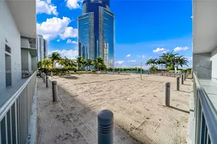 888 Biscayne Blvd, Miami, FL 33132 - Photo 37
