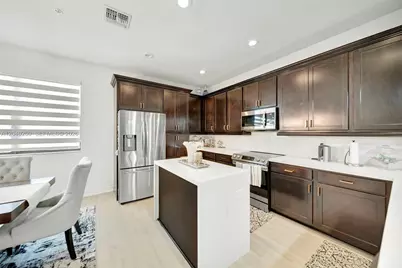 11355 SW 14th St, Pembroke Pines, FL 33025 - Photo 27