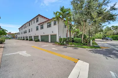 11355 SW 14th St, Pembroke Pines, FL 33025 - Photo 43