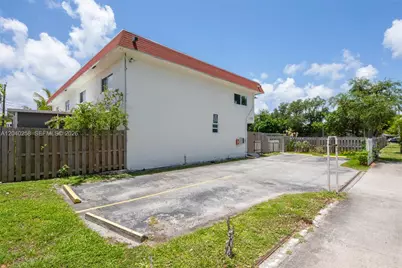 1450 NE 151st St #101, Miami, FL 33162 - Photo 25