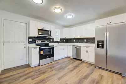 1450 NE 151st St #101, Miami, FL 33162 - Photo 5