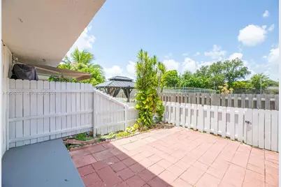 1450 NE 151st St #101, Miami, FL 33162 - Photo 27
