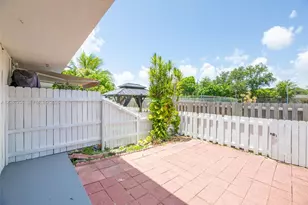 1450 NE 151st St, Miami, FL 33162 - Photo 27