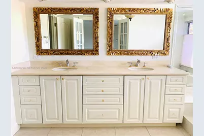 15187 W Loch Isle Dr W #15187, Miami Lakes, FL 33014 - Photo 19