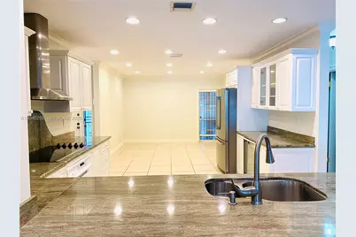 15187 W Loch Isle Dr W #15187, Miami Lakes, FL 33014 - Photo 5