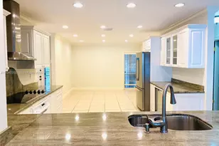 15187 W Loch Isle Dr W, Miami Lakes, FL 33014 - Photo 5