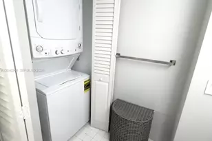 3610 Yacht Club Dr, Aventura, FL 33180 - Photo 13