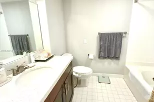 3610 Yacht Club Dr, Aventura, FL 33180 - Photo 9