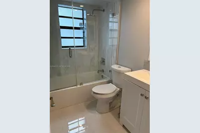 18350 Mediterranean Blvd #2-27, Hialeah, FL 33015 - Photo 5