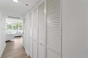 100 Lincoln Rd, Miami Beach, FL 33139 - Photo 15