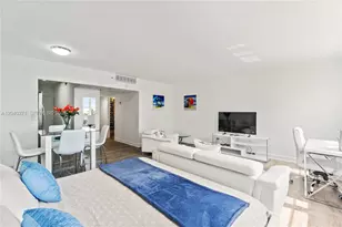 100 Lincoln Rd, Miami Beach, FL 33139 - Photo 7