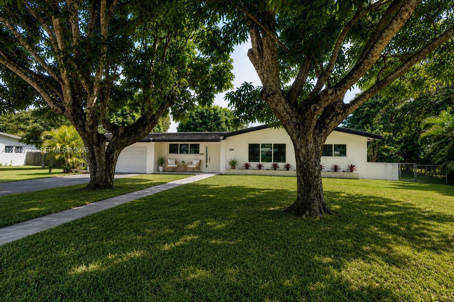 8265 SW 149th Dr - 8265 SW 149th Dr, Palmetto Bay, FL 33158 Luxury Property | Jose Angel Pina