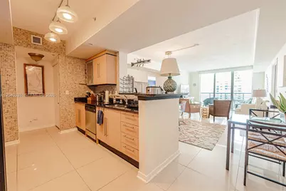 325 S Biscayne Blvd #3821, Miami, FL 33131 - Photo 19