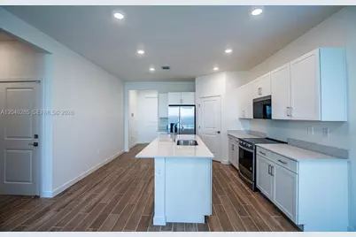 12949 SW 267 St, Homestead, FL 33032 - Photo 11