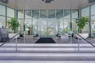 650 NE 32nd St, Miami, FL 33137 - Photo 3