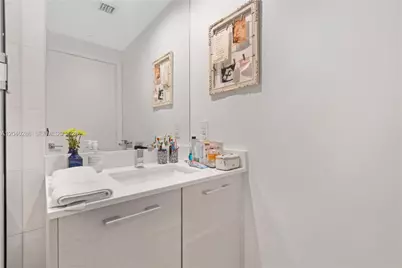 650 NE 32nd St #703, Miami, FL 33137 - Photo 17