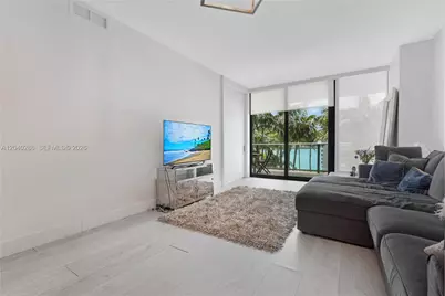 650 NE 32nd St #703, Miami, FL 33137 - Photo 23