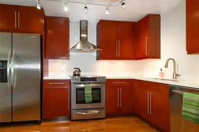 611 NE 14th Ave #206, Fort Lauderdale, FL 33304 - Photo 9