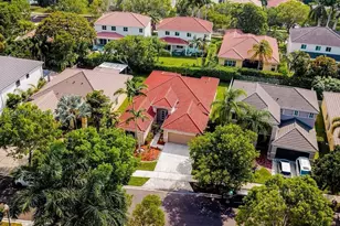 1081 Allamanda Way, Weston, FL 33327 - Photo 3