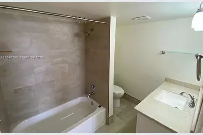 520 Orton Ave #503, Fort Lauderdale, FL 33304 - Photo 13